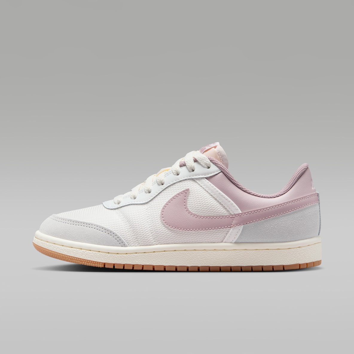 Mother's Day Jordan Regular White. Nike.com